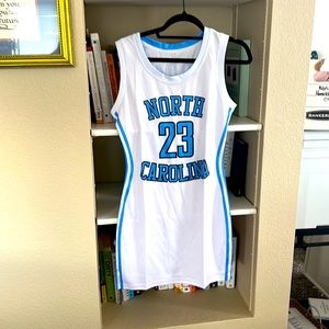 North Carolina Tar Heels Jordan jersey dress size medium